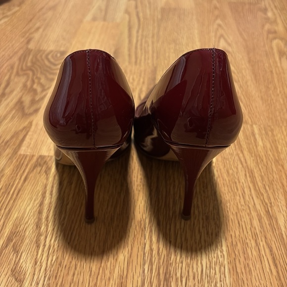 Kate Spade Heels 5.5 in Deep Burgundy - Picture 7 of 7